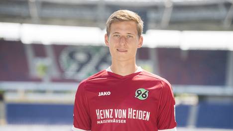 Waldemar Anton fehlt Hannover 96 im Pokal für ein Spiel