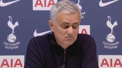 Bei Stoke City wurden aufgrund neuer Hygiene-Vorschriften provisorische Gästekabinen aufgebaut, deren Zustand wohl ziemlich heruntergekommen seien sollen. Vor dem Spiel bei Stoke äußert sich Spurs-Coach José Mourinho.