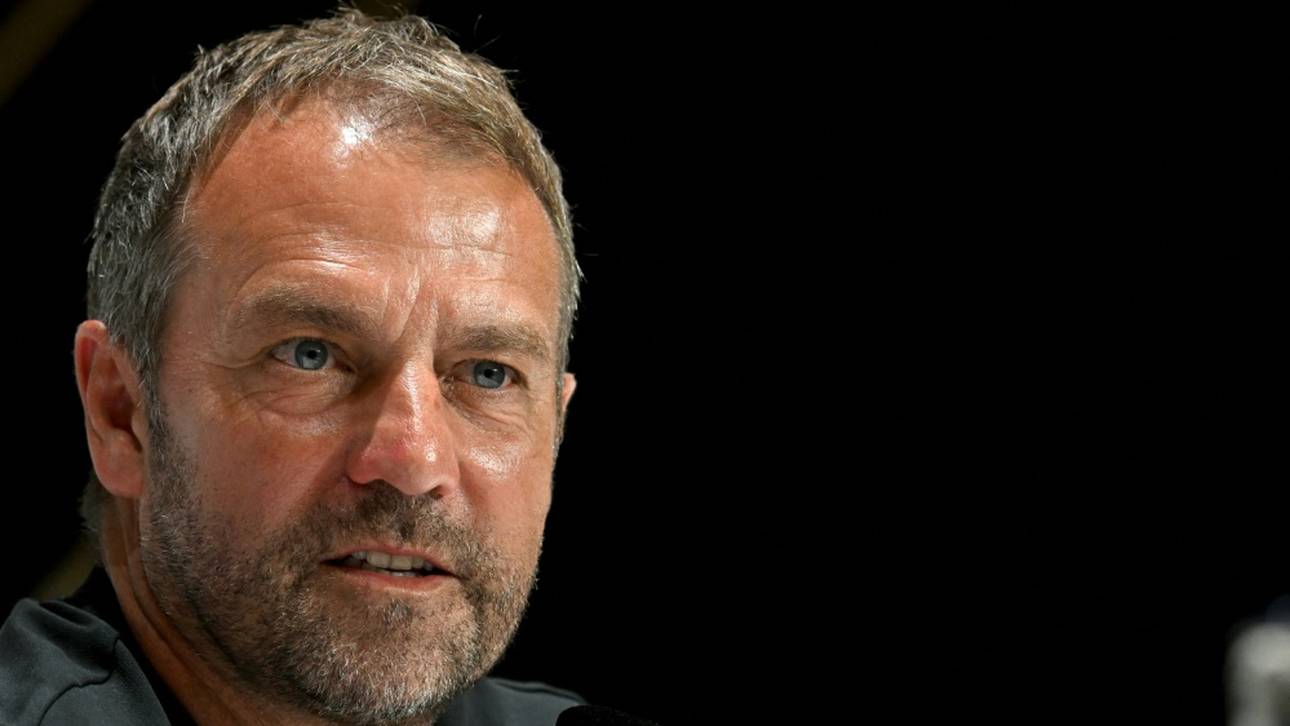 Klassiker gegen England: Flick hält sich bedeckt