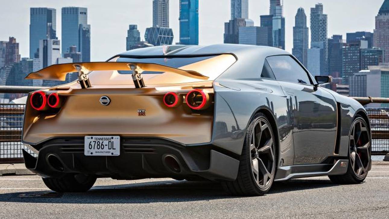 Mit seinem hydraulisch verstellbaren Spoiler ist der Nissan-GT-R50 ein Blickfang