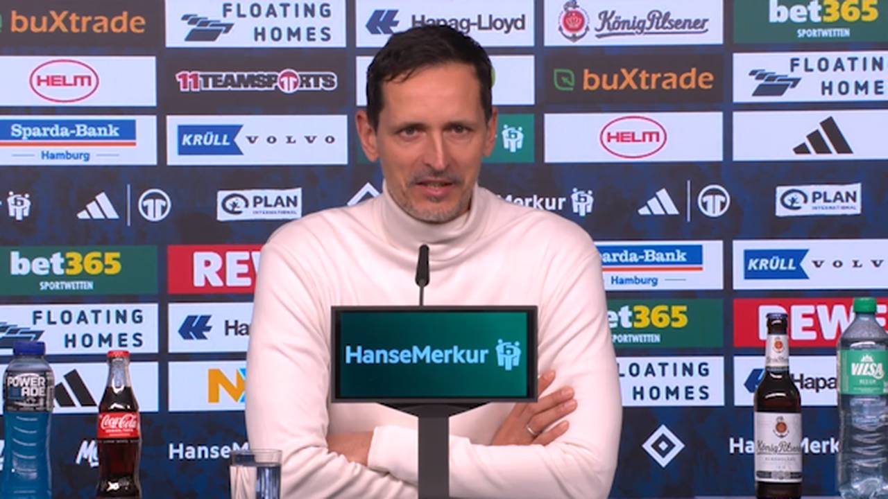 Eintracht-Coach beschwört den Weihnachtsmann herauf