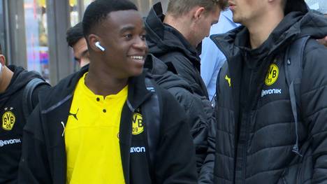 Zum ersten Mal seit drei Jahren steht der 15-jährige Stürmer des BVB wieder im Kader eines DFB-Juniorenteams.