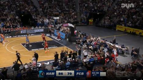 Die BBL-Highlights der Basketball-Partie Veolia Towers Hamburg - FC Bayern München Basketball im Video.