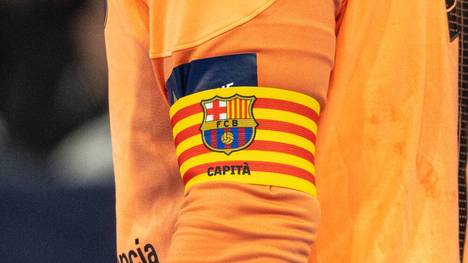 Der FC Barcelona sieht sich schweren Korruptionsvorwürfen ausgesetzt, die Liga-Boss Javier Tebas angeheizt haben soll. Nun äußert sich Barca mit einem bemerkenswerten Statement - und fordert Tebas zum Rücktritt auf.