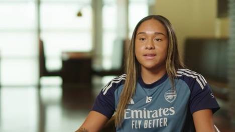 Olivia Smith wechselte als erste Spielerin für eine Ablösesumme von einer Million Pfund vom FC Liverpool zum FC Arsenal. Nun spricht sie erstmals als Spielerin der Gunners.
