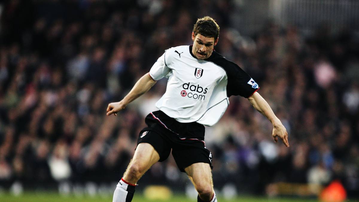 MORITZ VOLZ: Wechselte im Jahr 2000 aus der Jugendabteilung des FC Schalke 04 zum FC Arsenal. Über mehrere Zwischenstationen auf der Insel verschlug es den Mittelfeldspieler elf Jahre später zurück nach Deutschland. Bei 1860 München beendet er dann nach der Saison 2015/16 seine Profi-Karriere