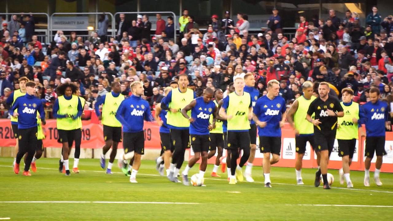 Premier League: Manchester United verkündet Millionen-Verluste