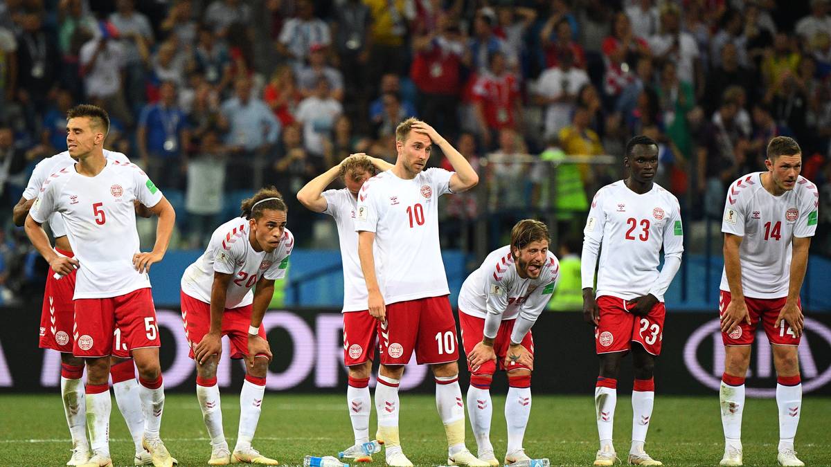 DÄNEMARK - Die dänische Nationalmannschaft, die 1992 sensationell den EM-Titel gewann, qualifizierte sich zuletzt 2012 für eine Europameisterschaft. Damals scheiterte man an den Niederlanden, Portugal und Deutschland. Bei der WM 2018 war im Achtelfinale gegen Vize-Weltmeister Kroatien Endstation