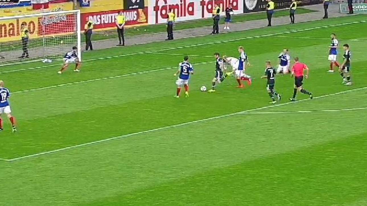 S04 müht sich – Volland knipst doppelt