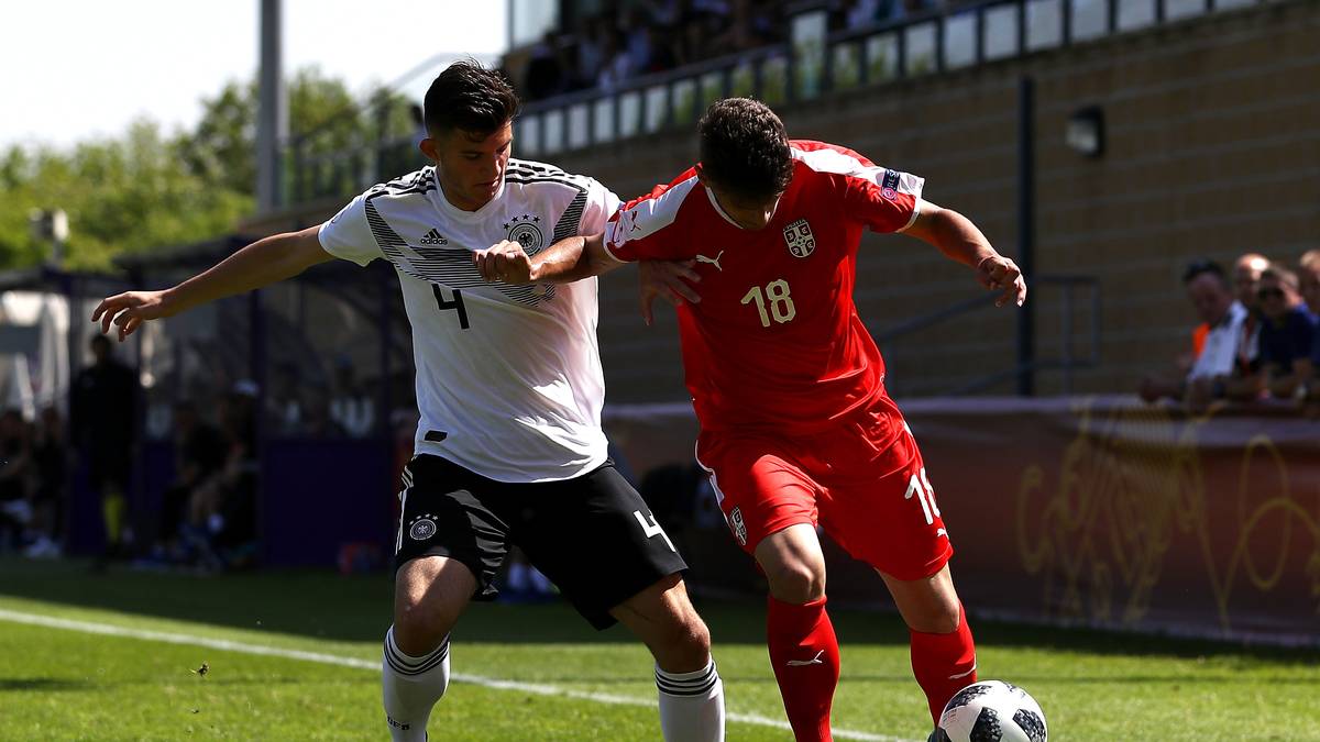 ANTONIS AIDONIS: Der 16 Jahre alte Innenverteidiger hat in sieben Länderspielen bereits zweimal getroffen. Im Sommer wechselt der Deutsch-Grieche zudem von der TSG Hoffenheim zum VfB Stuttgart