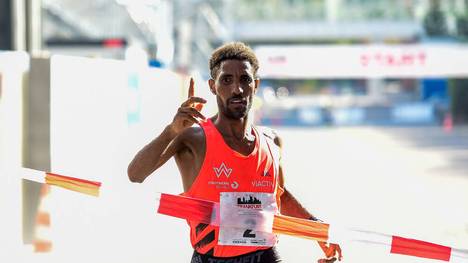 Amanal Petros ist neuer Inhaber des deutschen Marathon-Rekords