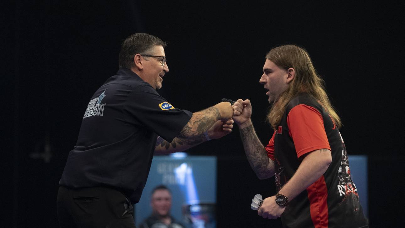 Darts: Anderson wendet Aus furios ab