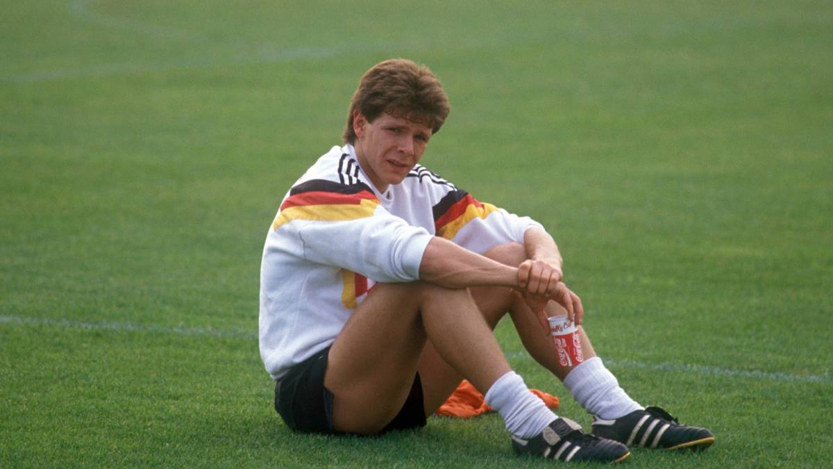 Andreas Möller erlebt die WM vorrangig von der Seitenlinie aus. Für ihn reicht es lediglich für zwei Kurzeinsätze, unter anderem gegen Jugoslawien.