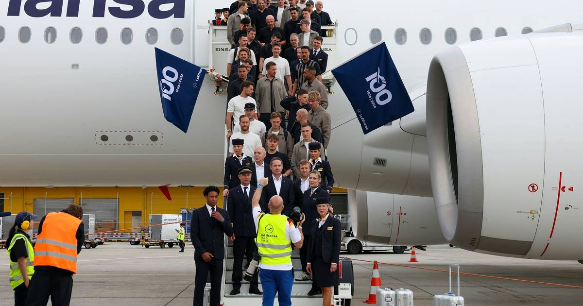 Germany National Team Arrives in USA for World Cup Preparations