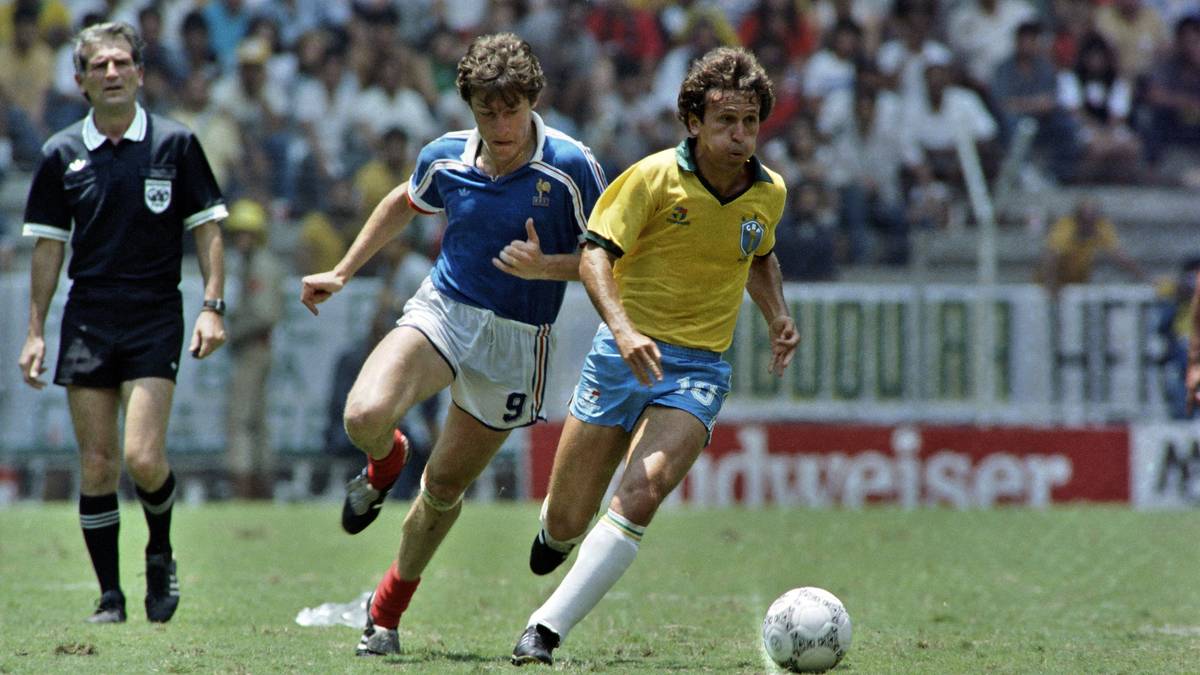 PLATZ 9 - ZICO: Auch der "weiße Pele" gilt noch heute als einer der besten Freistoßschützen überhaupt. Vor allem sein Treffer bei dem WM 1982 gegen Schottland aus gut 20 Metern blieb in Erinnerung. Insgesamt verwandelte er 101 (!) Freistöße