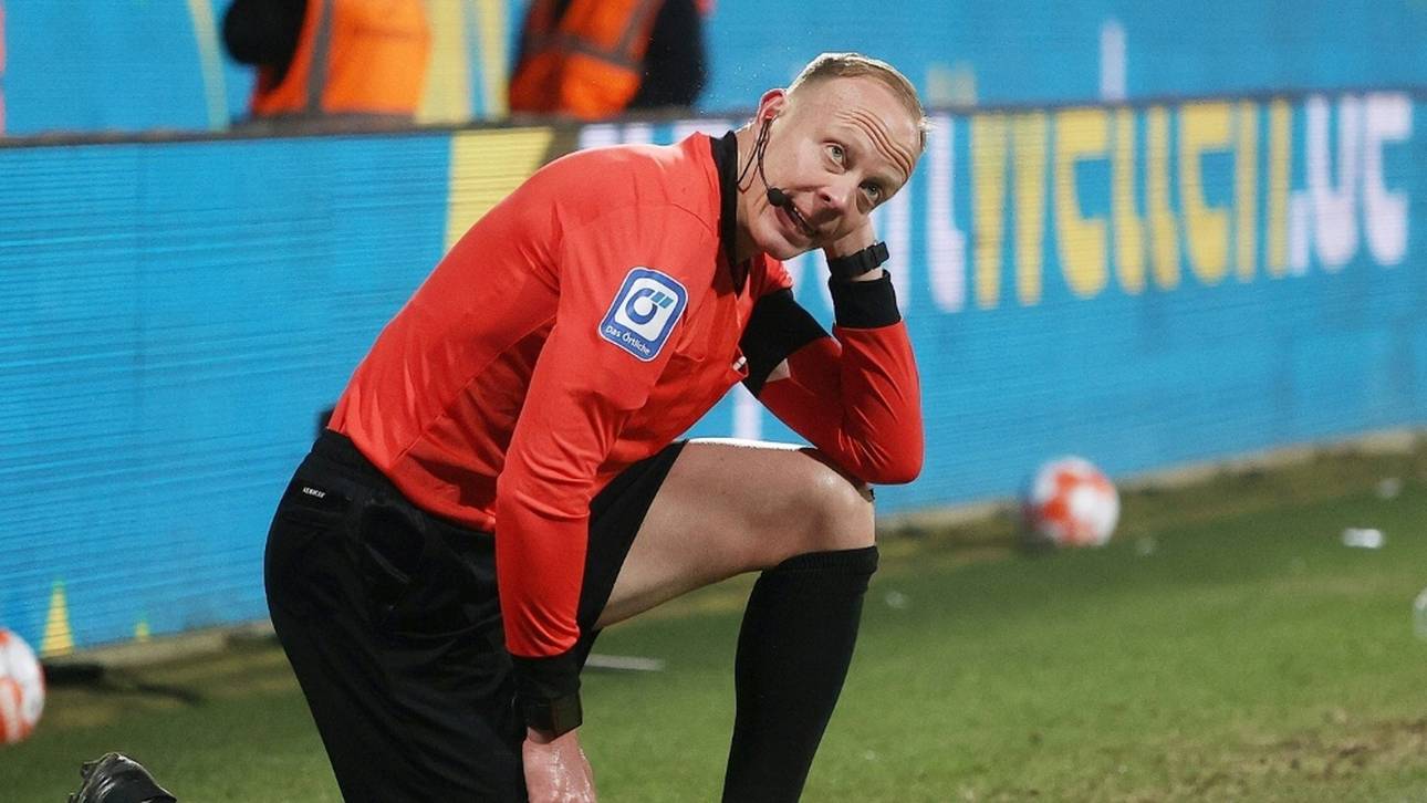 Becher-Wurf: So geht es Schiri-Assistent