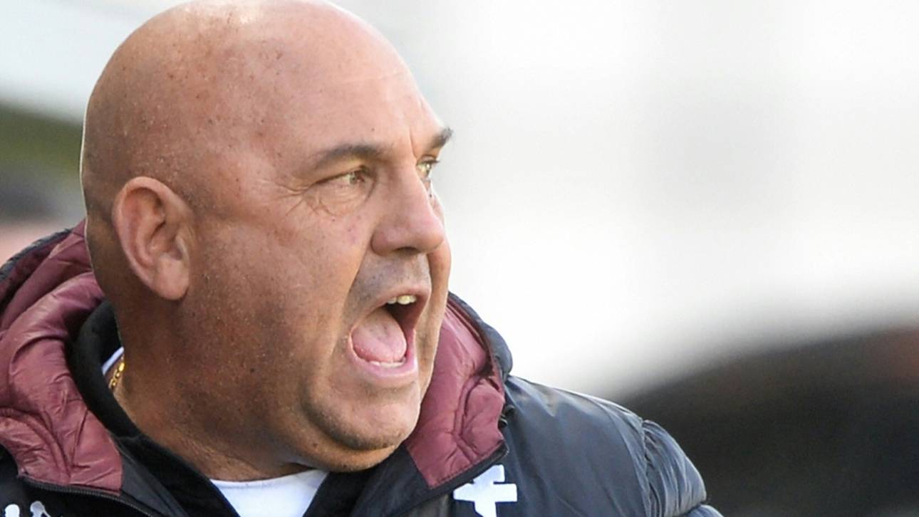 Lange Sperre für Metz-Coach