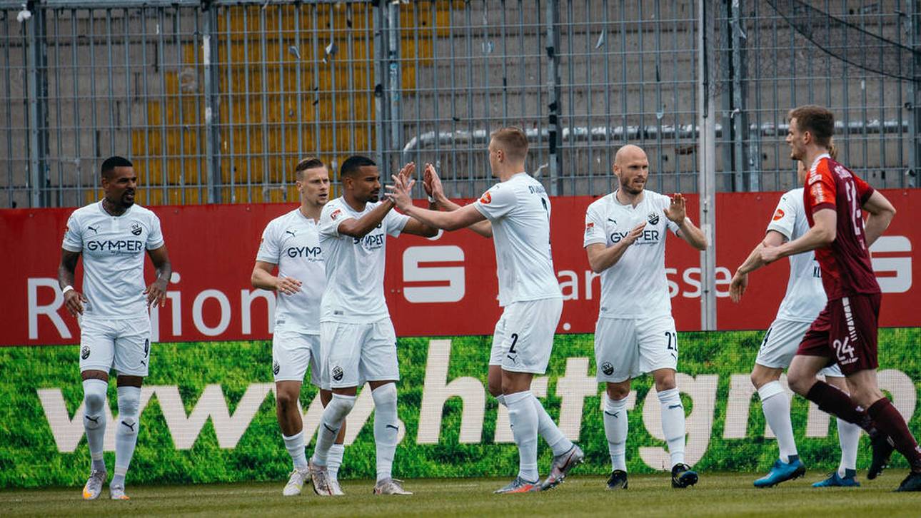 Der, SV Sandhausen ist nach dem Sieg über Jahn Regensburg fast gerettet
