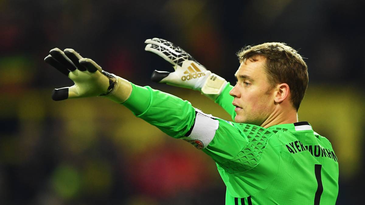 MANUEL NEUER: Gewohnt sicher im Tor der Bayern. Reaktionsschnell beim Kopfball von Orban aus kurzer Distanz. Wird danach gar nicht mehr gefordert und muss bei klirrender Kälte nur noch möglichen Erfrierungen vorbeugen. SPORT1-Note: 3