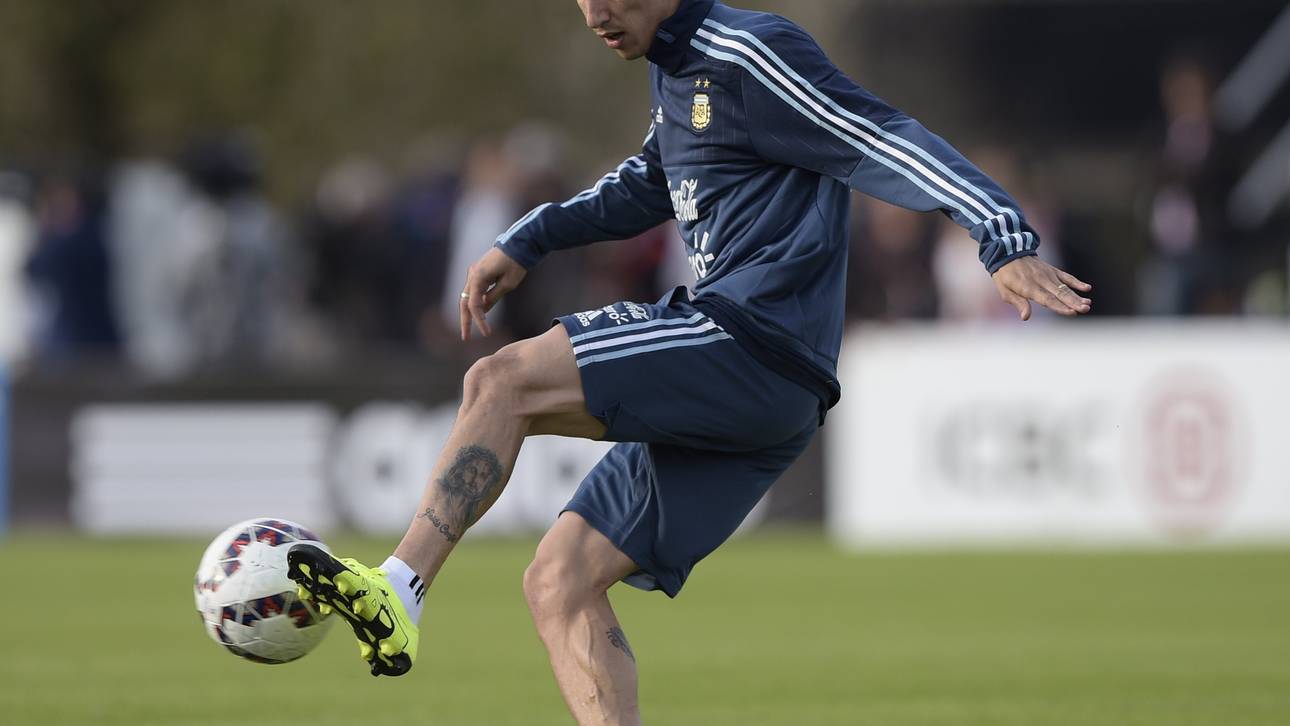 FC Bayern fliegt zu Di Maria