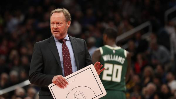 WASHINGTON, DC - FEBRUARY 24: Head coach Mike Budenholzer of the Milwaukee Bucks reacts against the Washington Wizards during the first half at Capital One Arena on February 24, 2020 in Washington, DC. NOTE TO USER: User expressly acknowledges and agrees that, by downloading and or using this photograph, User is consenting to the terms and conditions of the Getty Images License Agreement. (Photo by Patrick Smith/Getty Images)