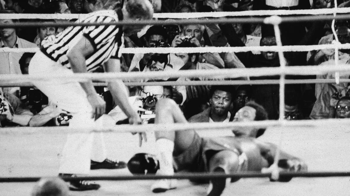 Foreman KO'd By Ali In 'Rumble In The Jungle'