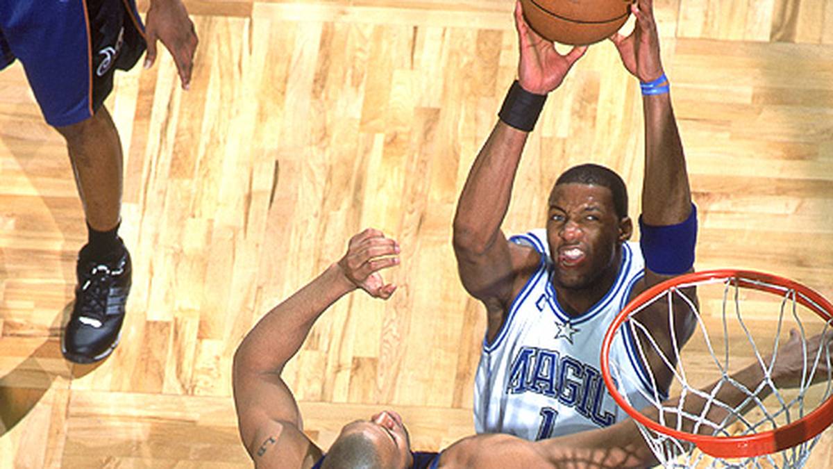 Am 10. März 2004 schreibt der damals 24-Jährige aber wieder NBA-Geschichte. Den Washington Wizards schenkt er 62 Punkte ein - nur drei weitere Spieler schaffen dies während seiner Ära. Dem Team gelingen jedoch nur 21 Siege - später wird im Draft Center Dwight Howard gezogen