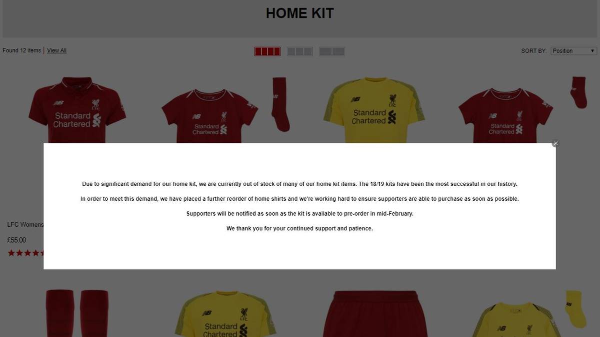 Auf der offiziellen Liverpool-Homepage sind Heimtrikots derzeit nur schwer erhältlich