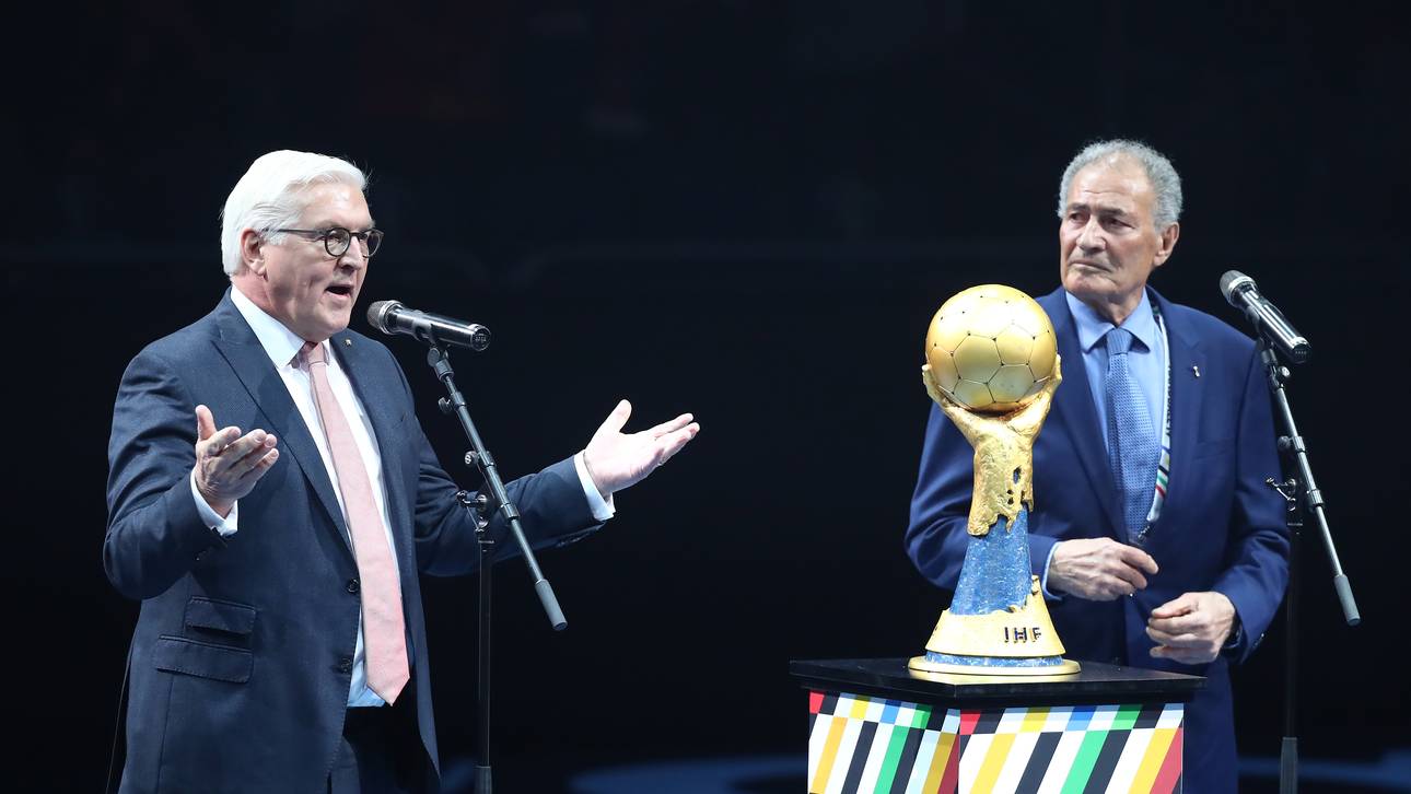 Steinmeier spendet DHB-Team Trost