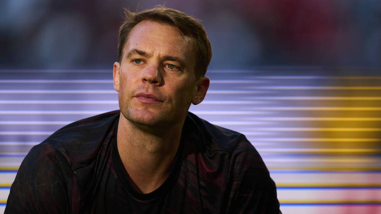 Manuel Neuer schaut nachdenklich