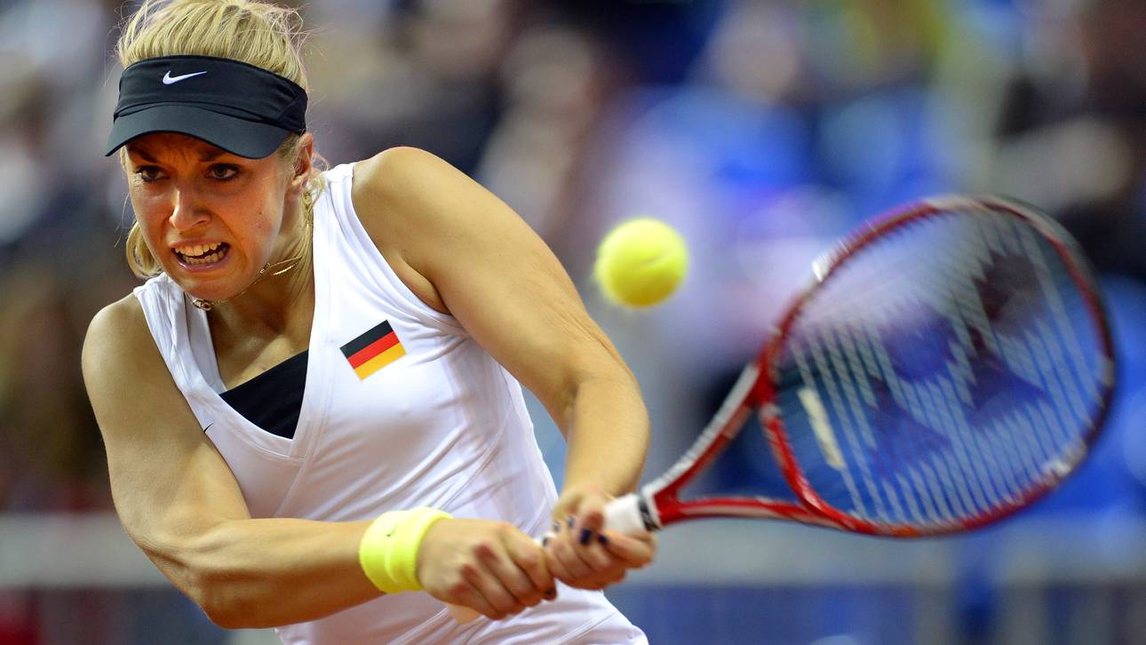 TENNIS-FEDCUP-RUS-GER