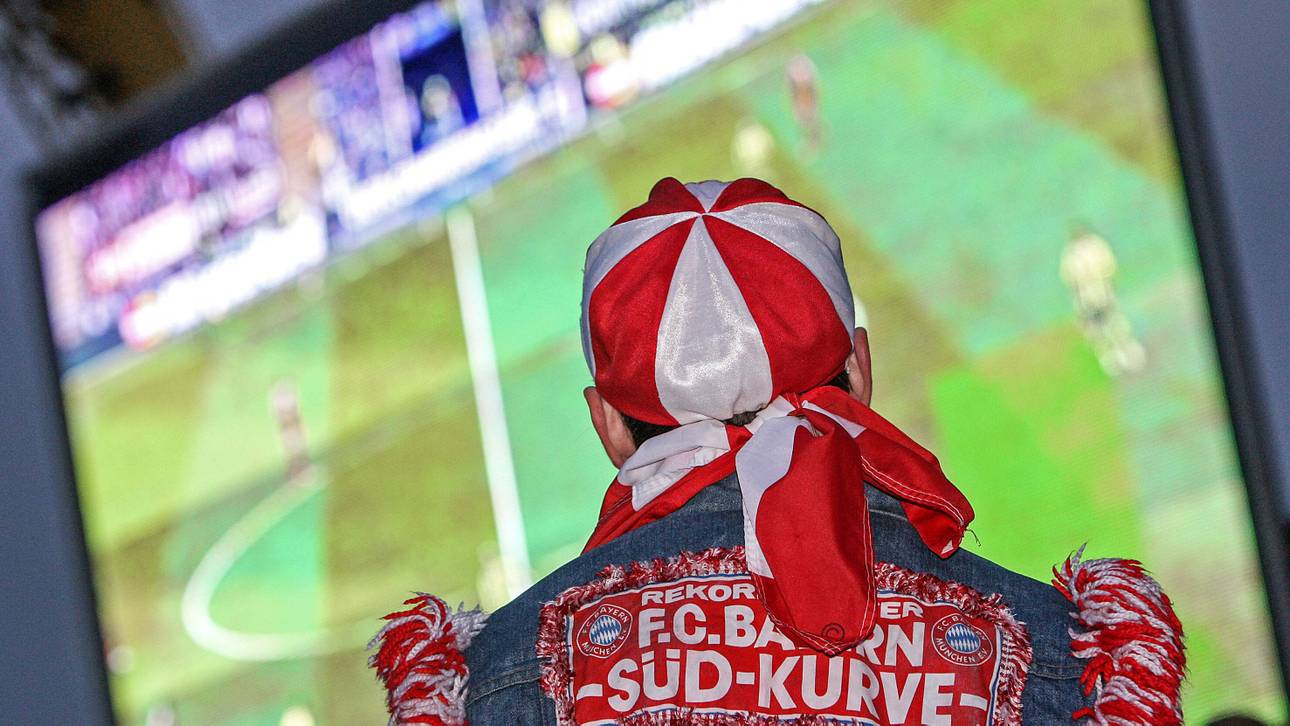 Protest gegen Bayern-Spiel nimmt zu