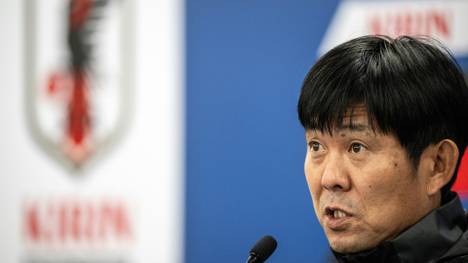 Japans Trainer Moriyasu vor dem Spiel gegen Nordkorea