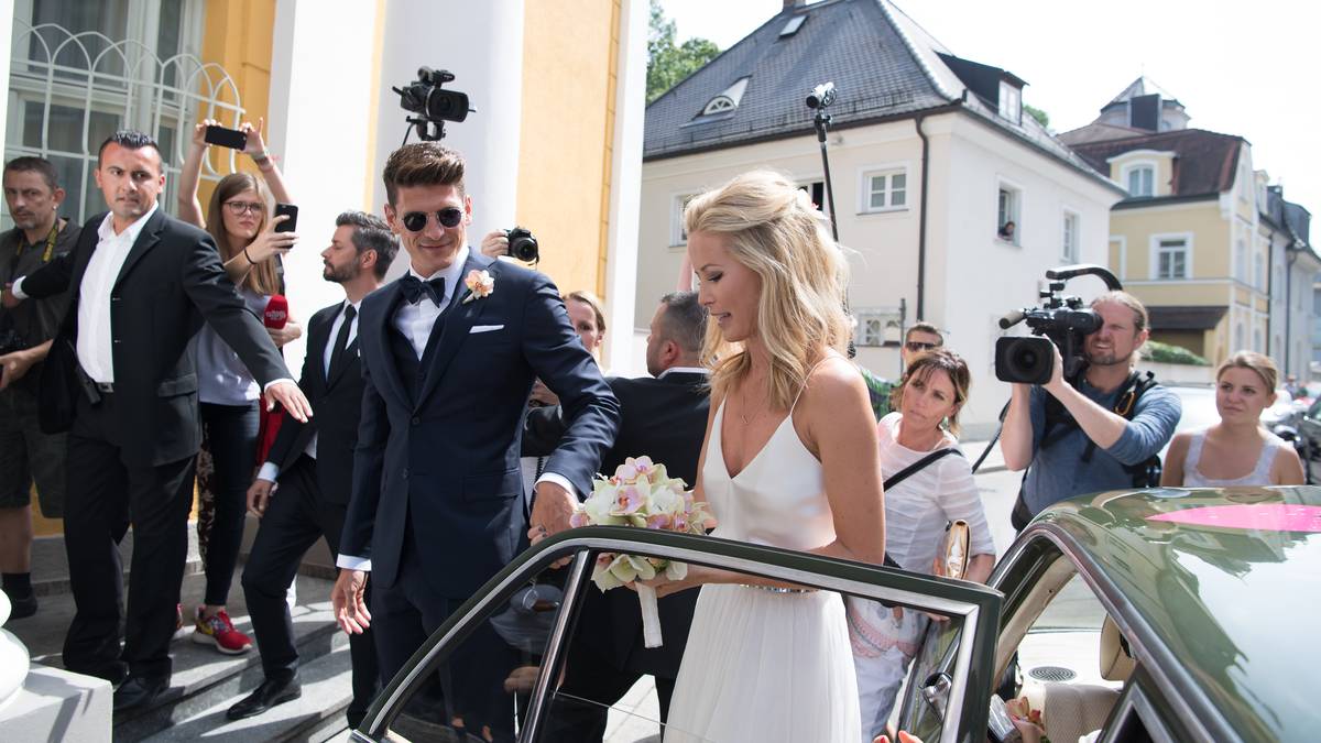 In Frankreich trifft Gomez zweimal, verletzt sich aber im Viertelfinale gegen Italien