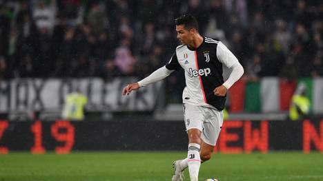 Juventus Turin In seiner zweiten Saison bei Juventus Turin will Cristiano Ronaldo den CL-Titel angreifen