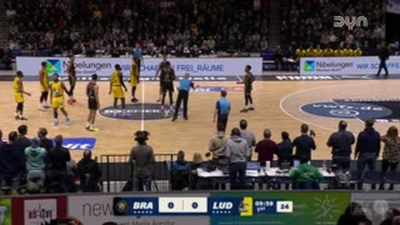 Spiel Highlights zu Basketball Löwen Braunschweig - MHP RIESEN Ludwigsburg (1)