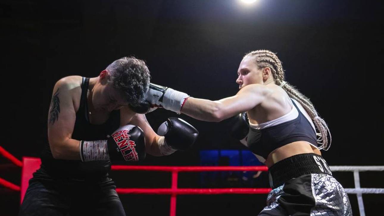 Tochter von Eis-Ikone nun Box-Profi