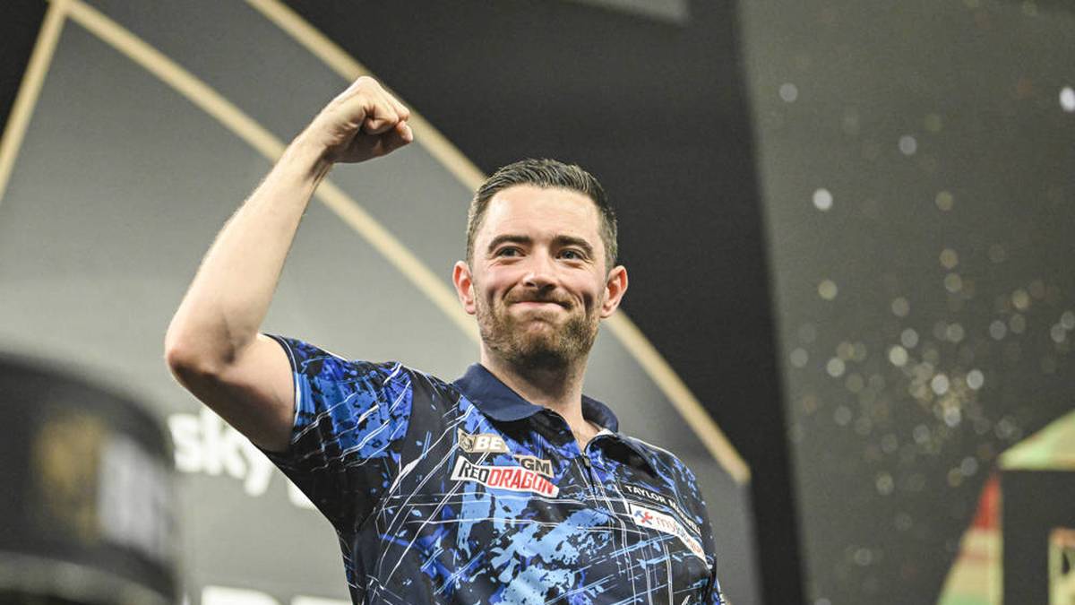 LUKE HUMPHRIES (England):
Im Herbst von Littler als Nummer 1 der Welt entthront. Hat am ehesten das Zeug, den Youngster zu bezwingen. Scheiterte letztes Jahr überraschend an Peter Wright