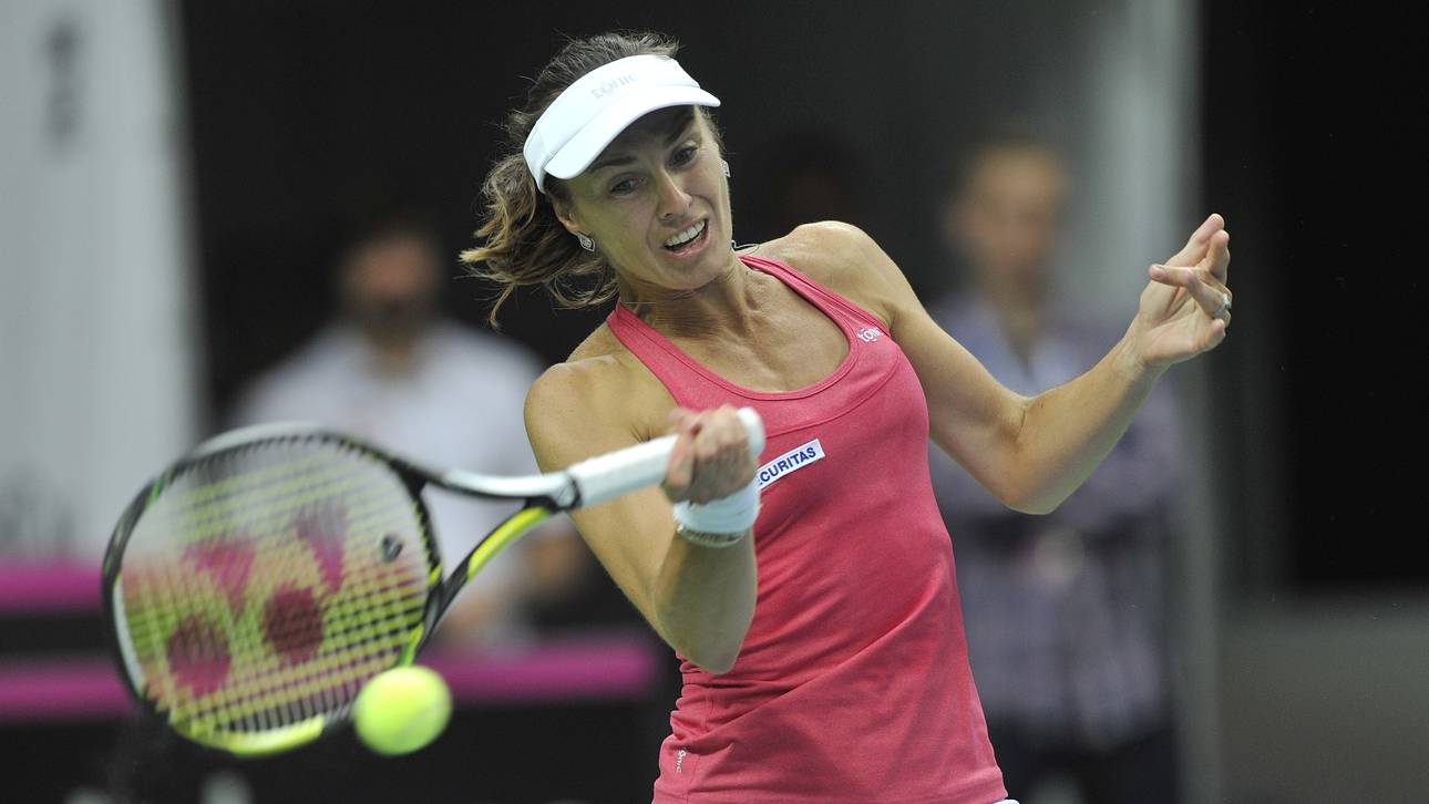 Schweiz mit Hingis gegen DTB-Frauen