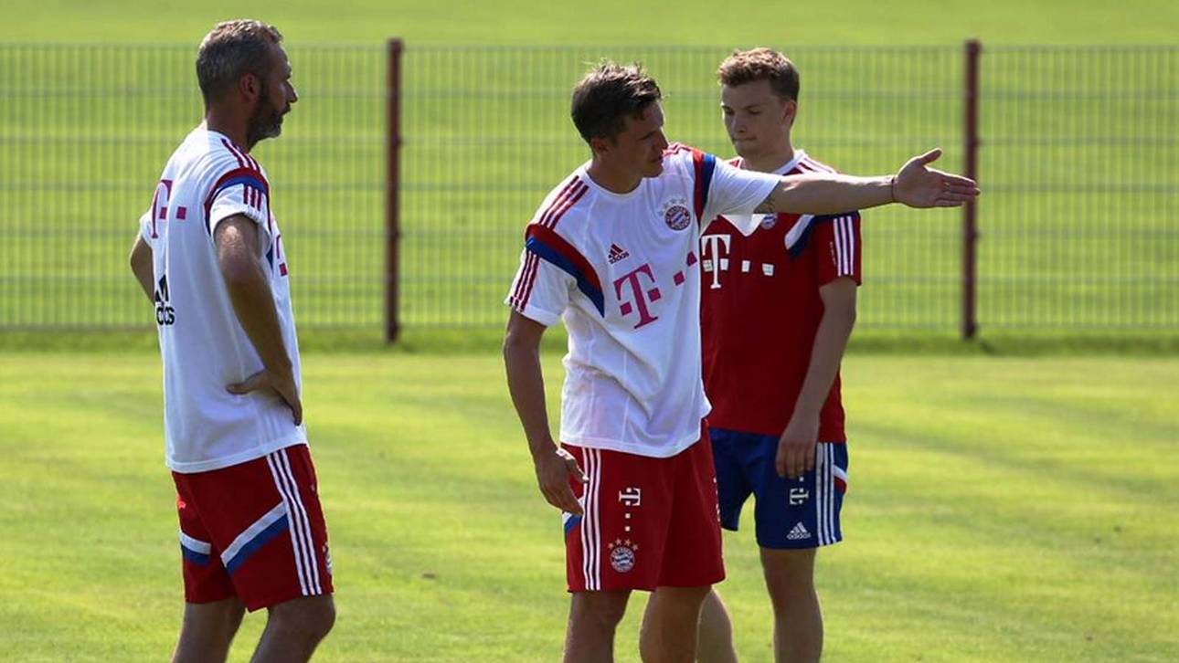 Schweinsteiger tritt Dienst an