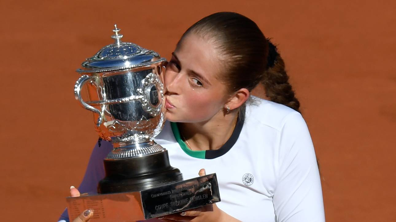 Ostapenko gewinnt in Paris