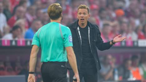 Julian Nagelsmann war mit der Schiedsrichterleistung im Spiel gegen Borussia Mönchengladbach nicht zufrieden und machte dies im Nachhinein deutlich. Der Bundesliga-Schiedsrichter Daniel Schlager wies nun die Vorwürfe zurück. 