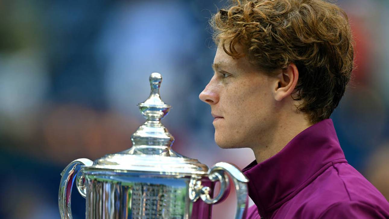 Sinner schließt zu Legenden auf