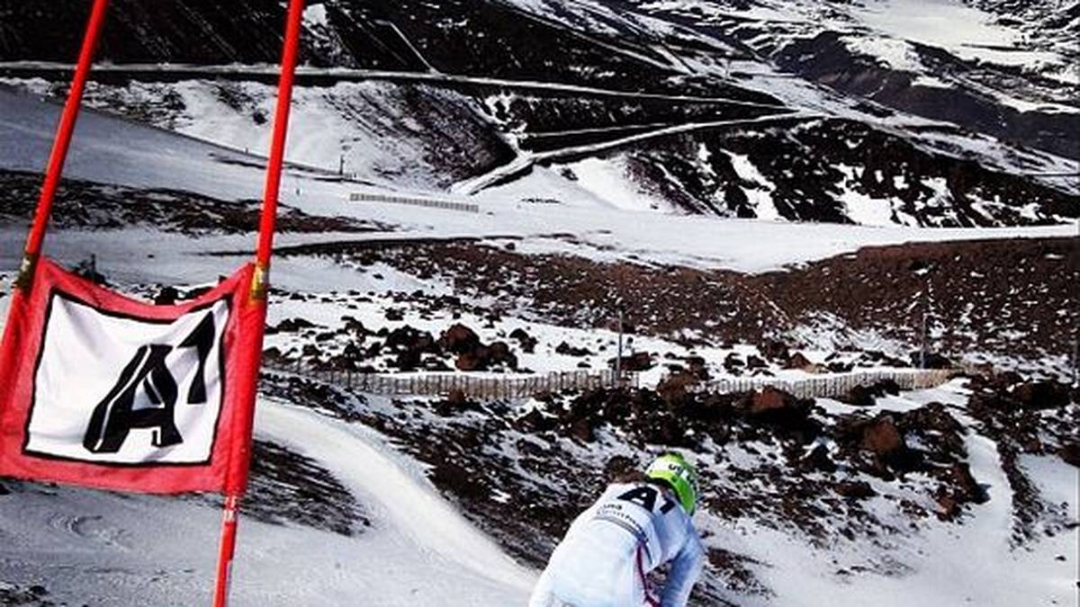 In diesem Winter dann wollte Fenninger wieder voll angreifen. Der Sturz in Sölden machte die Pläne der Hoffnungsträgerin zunichte. Ihre Verletzung ist ihre schwerste bisher, ihre Aussichten, nach der Genesung wieder oben mitmischen zu können ungewiss