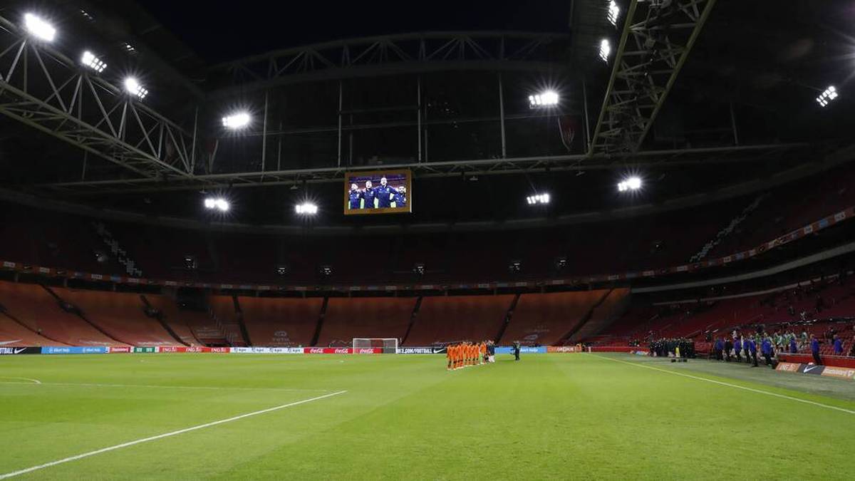 📅 Spiele in der Johan-Cruyff-Arena:
Sonntag, 13. Juni 2021 - Gruppe C: Niederlande - Ukraine
Donnerstag, 17. Juni 2021 - Gruppe C: Niederlande - Österreich
Montag, 21. Juni 2021 - Gruppe C: Nordmazedonien - Niederlande
Samstag, 26. Juni 2021 - Achtelfinale