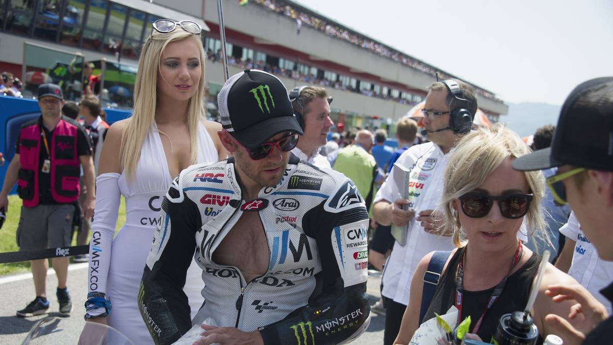 2015: Auch die MotoGP sorgte schon für einen Skandal. Das Team LCR-Honda (im Bild Pilot Cal Crutchlow) wartete vergeblich auf 2,5 Millionen Euro von Hauptsponsor CWM. Dieser geriet wegen Geldwäsche, gewerbsmäßigen Betrugs und Vorspiegelung falscher Tatsachen in das Visier der Ermittler 