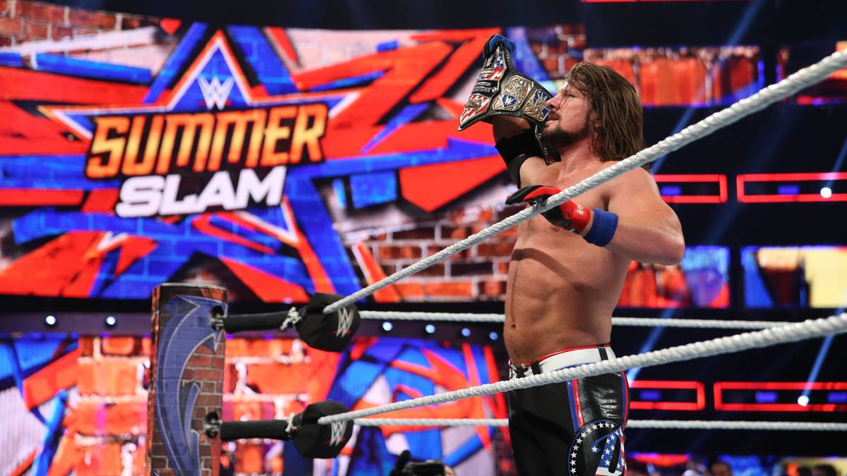 Er ist der erste Titelträger an diesem Abend, der seinen Gürtel nicht verliert