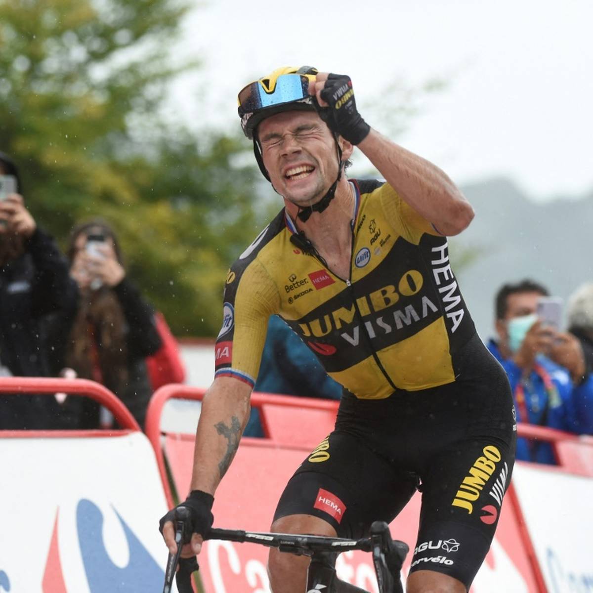 Roglic vor Vuelta-Triple - Gesamtführender stürzt