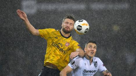 In der Regenschlacht von Portugal lassen die Gunners wichtige Punkte liegen