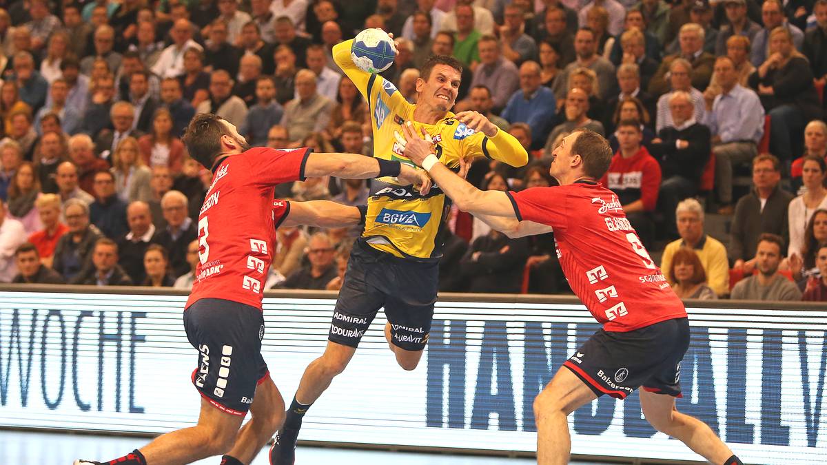 RÜCKRAUM MITTE: Andy Schmid (M., Rhein-Neckar-Löwen, Schweiz)